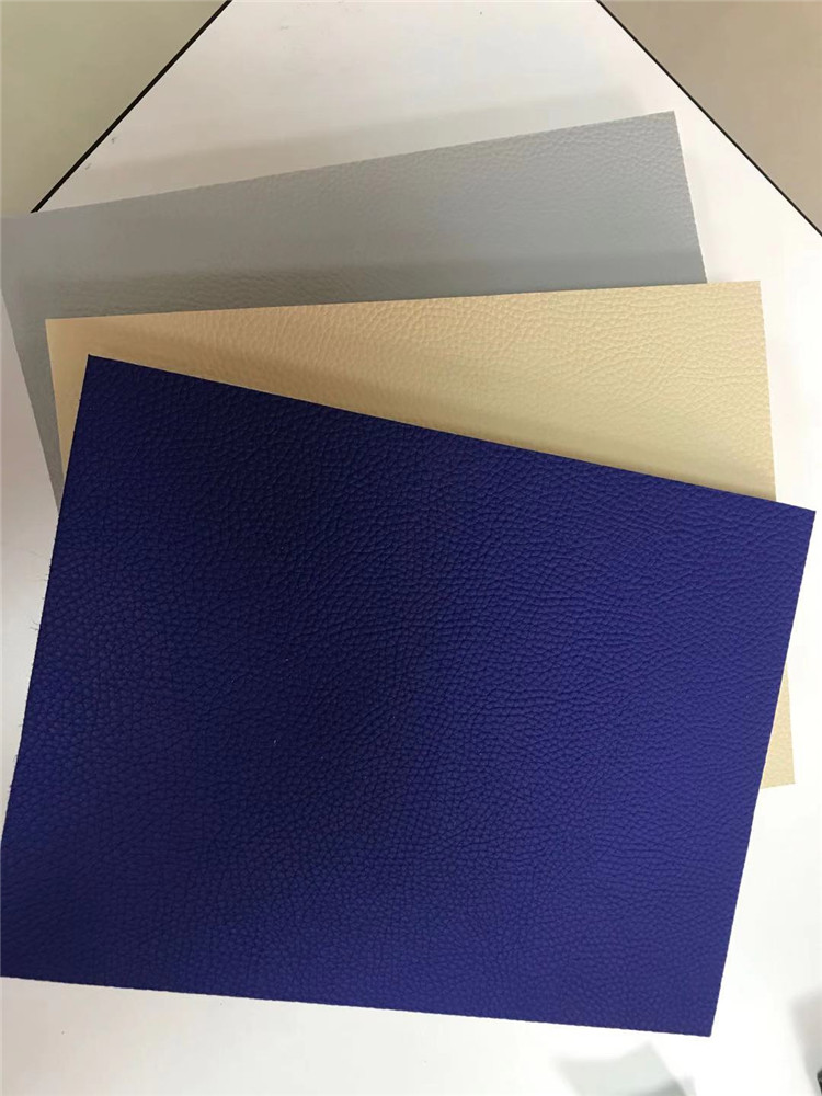 灰色米色蓝色三色荔枝纹皮革软包面料样品，防撞软包饰面材料适用于办案区审讯室墙面软包